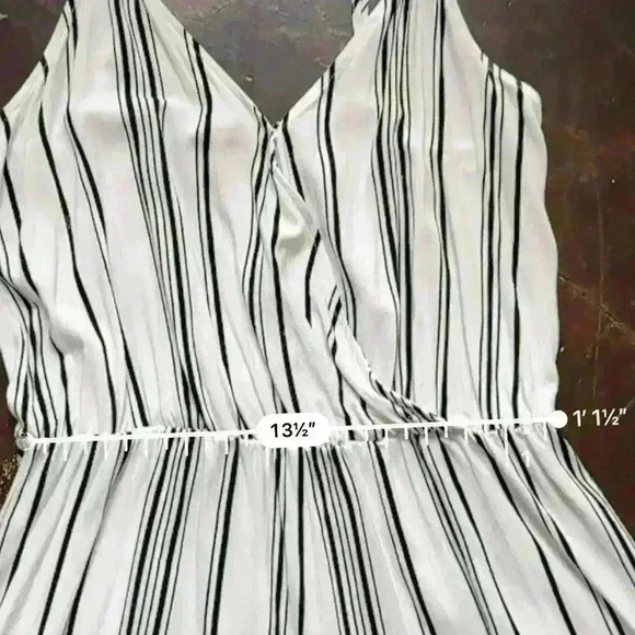 L.A. Hearts Striped Romper (R6) - Picture 8 of 10